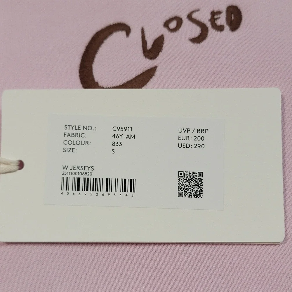 NWT Closed Pink Embroidered Logo Crew Neck Sweatshirt‎ Size Small Oyster